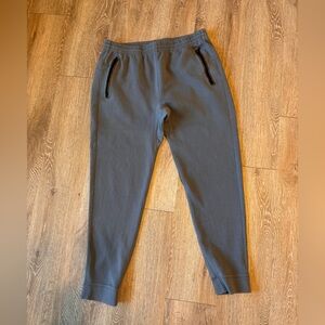 Old Navy Active Dynamic Fleece Jogger